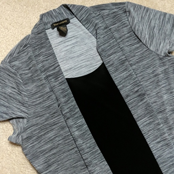 Blouse - Picture 2 of 2